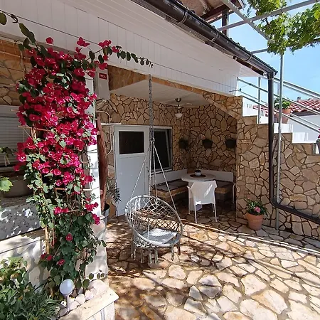 Apartment Pavlic Vir
